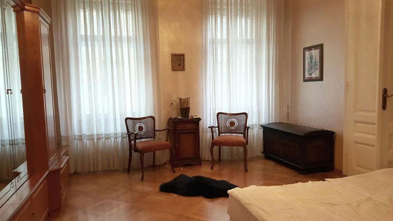 Apartment Nostalgia Vienna
