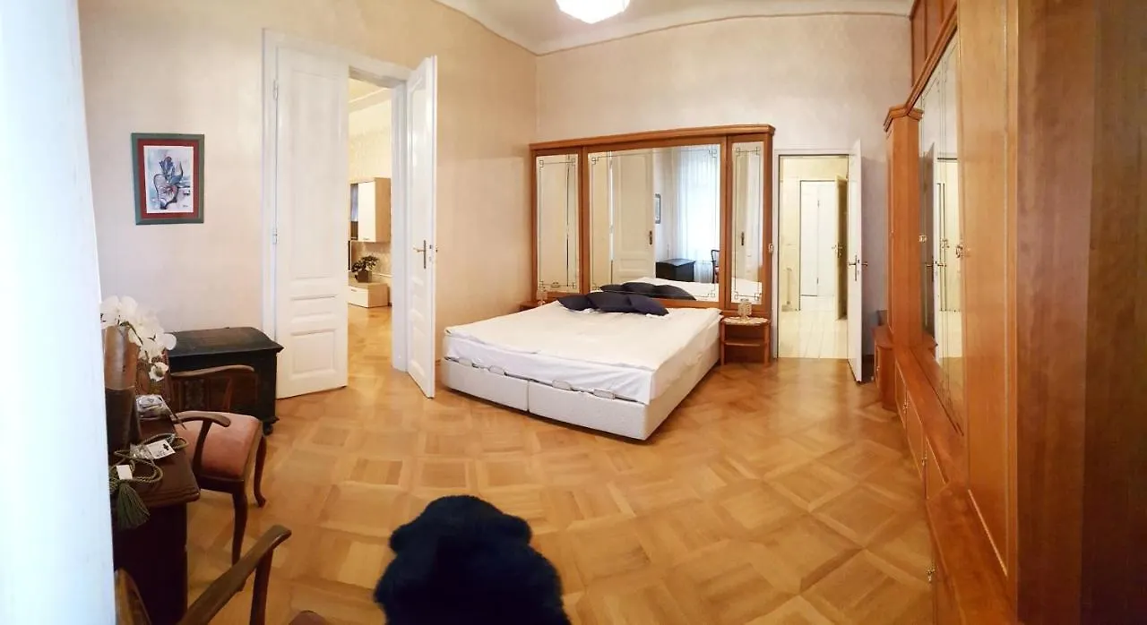 Apartment Nostalgia Vienna